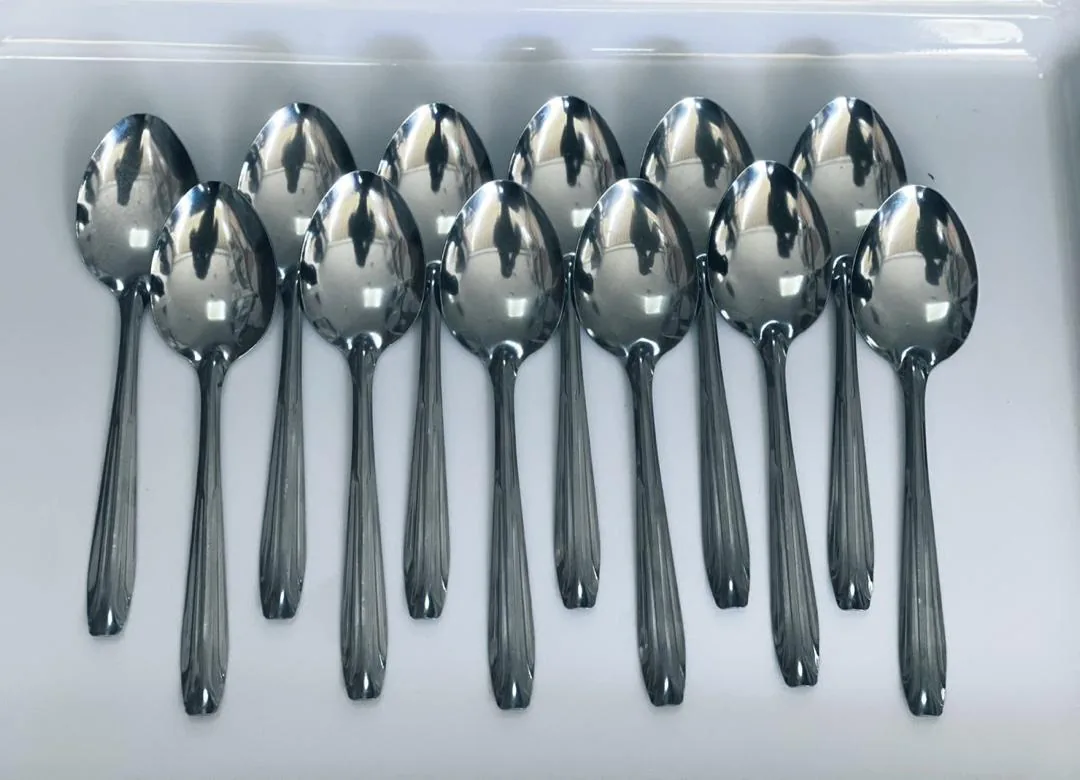 Lot de 12 cuillères à soupe en inox
